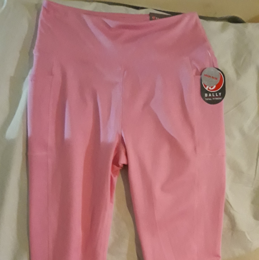 High Rise Capri Leggings